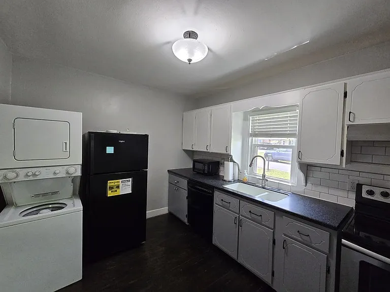 3605 Navajo Dr — Photo 8