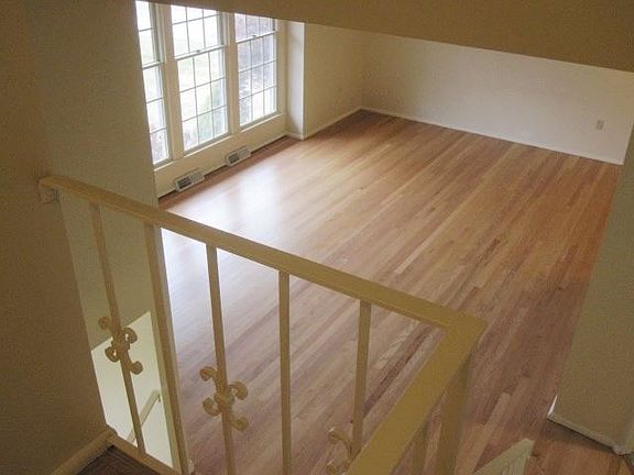 4th image of 172 Ormond St
