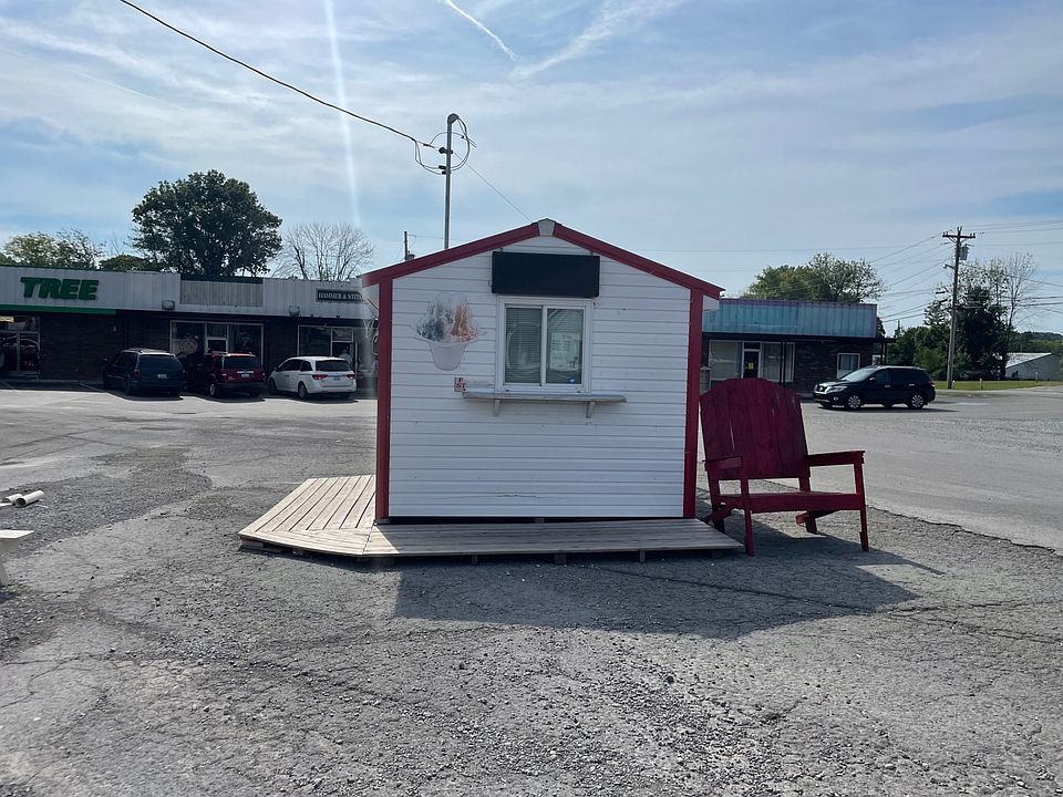 1st image of 214 N Main St