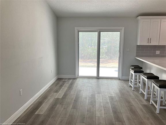 5th image of 6002 Apple Rd