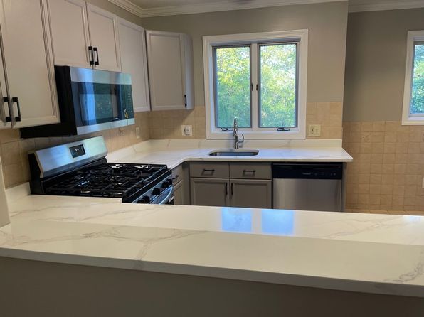 49-59 Westwood Ave