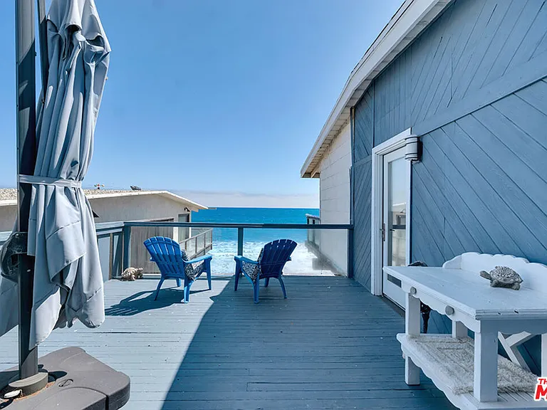 24528 Malibu Rd — Photo 53