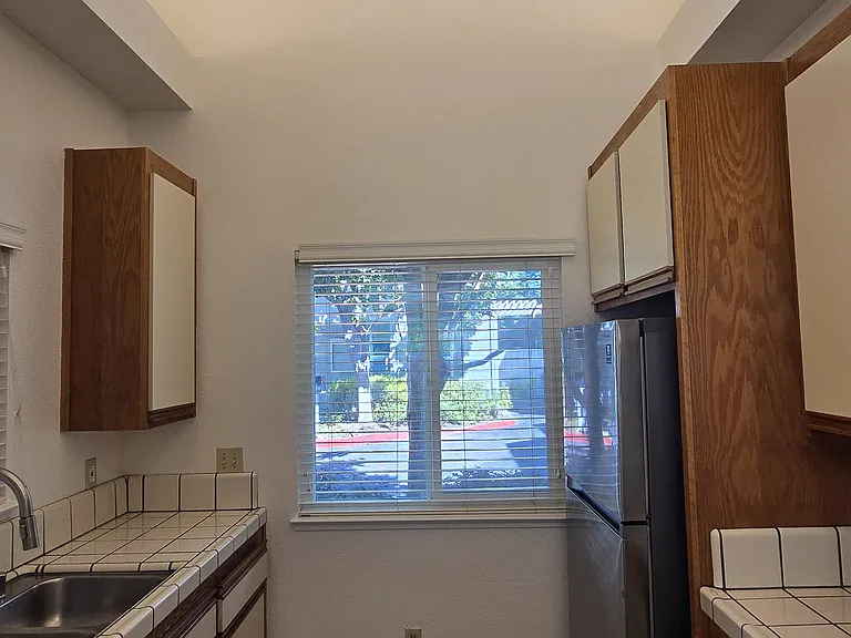 436 Rhone Ct — Photo 7