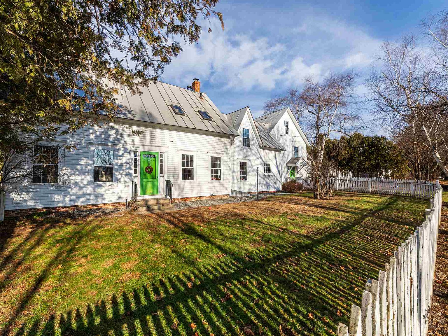 56 Elm St Norwich Vt 05055 Mls 4848524 Zillow