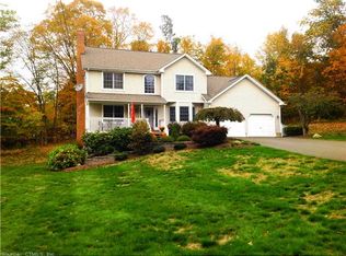 10 Smith Rd, Avon, CT 06001