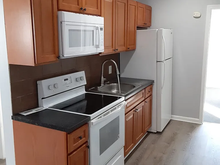 4927 Knox St #2 — Photo 19