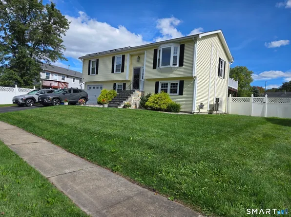 125 Chipper Drive, East Hartford, CT 06108