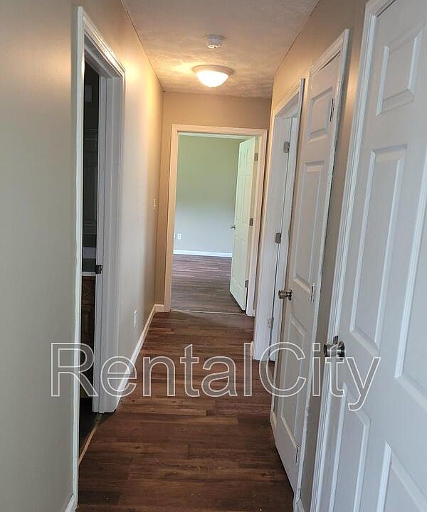 1st image of 300 Fuller Ave