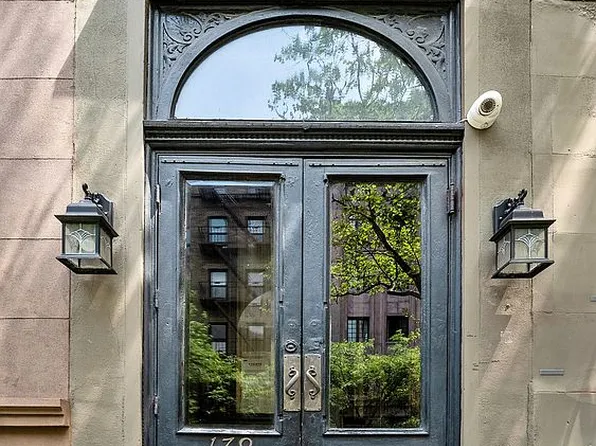 179 E 94th St #1, New York, NY 10128