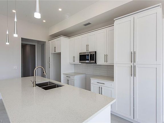 4th image of 2116 NE 15th LN