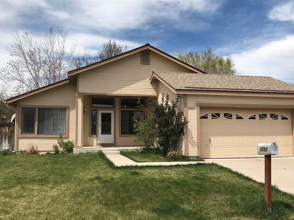 1st image of 3565 Oakridge Dr