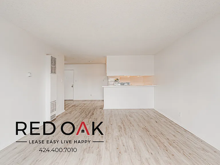 509 N Berendo St #110 — Photo 2