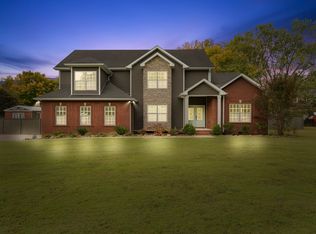 650 Dixie Bee Rd, Clarksville, TN 37043