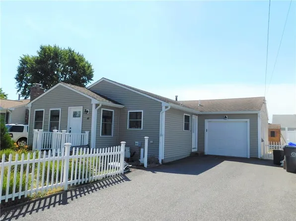 49 Martha Rd, Rumford, RI 02916