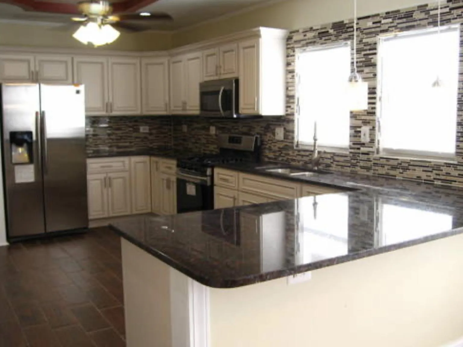 2 bed, 1143 sqft, $1,600 — Photo 3