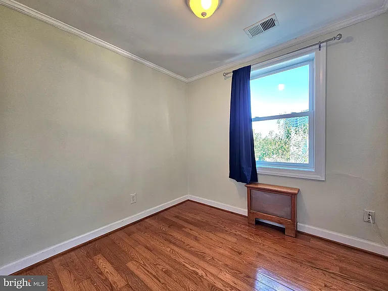 3109 Mosby St — Photo 14