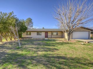 13070 Clallam Rd, Apple Valley, CA 92308