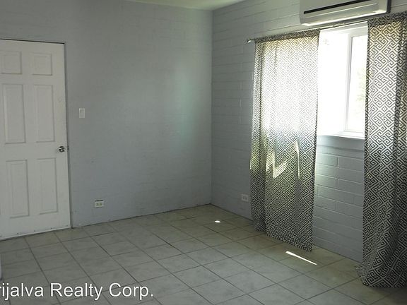 3rd image of 1049 S 6th Ave #11