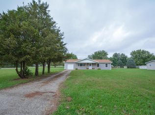 58230 James Dr, Three Rivers, MI 49093