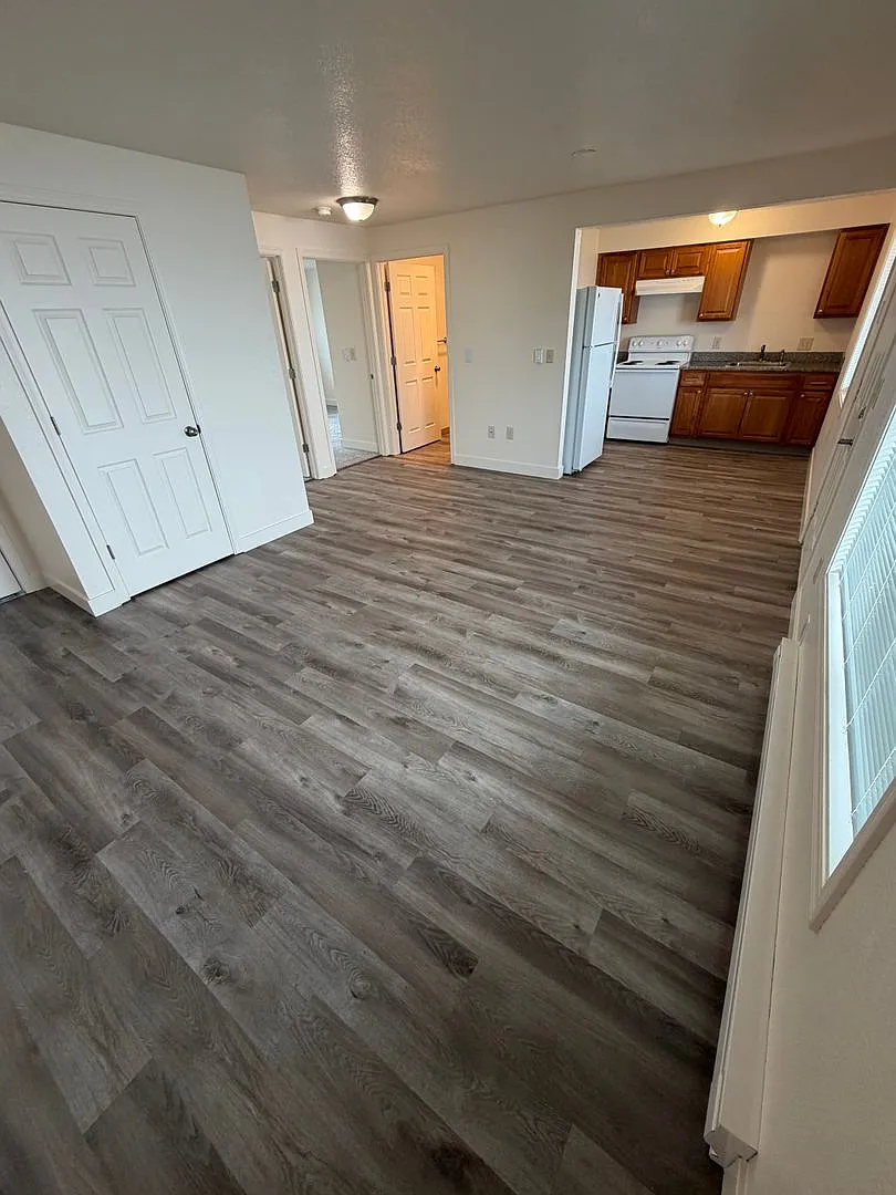 Kings Pointe — Photo 3