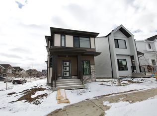 3104 Challand Ln SW, Edmonton, AB T6W 4N7