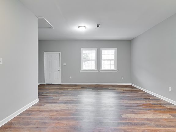 4th image of 2104 Newbourne St