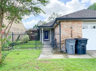 1820 Myrtle Ridge Dr, Baton Rouge, LA 70816