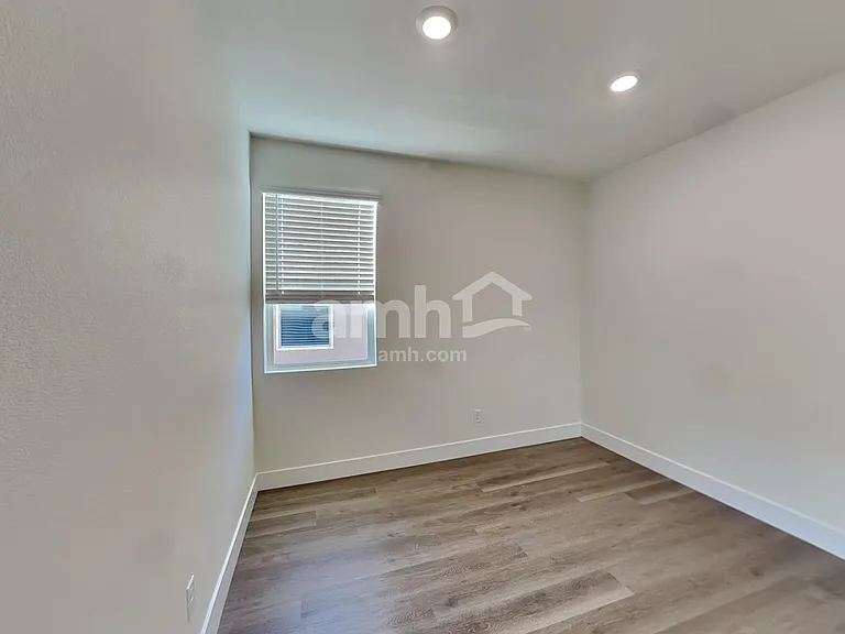525 Speckled Orchid Pl — Photo 18