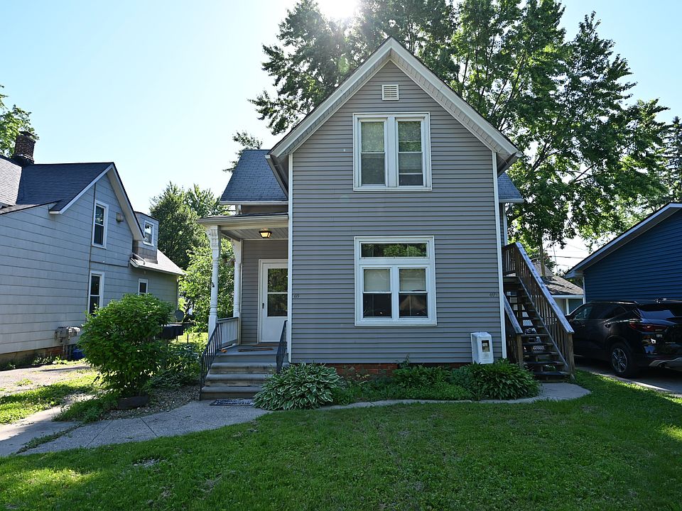 1st image of 69 1/2 Miller St #1