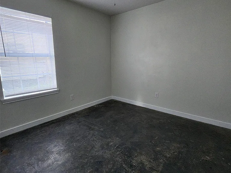 4710 Pelican St #1 — Photo 9