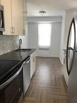 Rented by Green Home NY Realty LLC | media 2