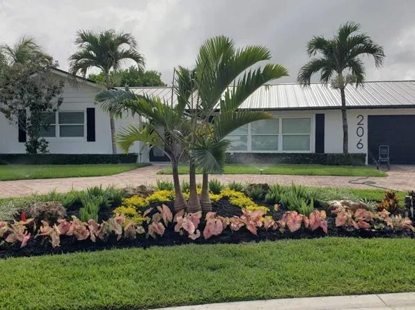 206 Colony Rd, Jupiter Inlet Colony, FL 33469