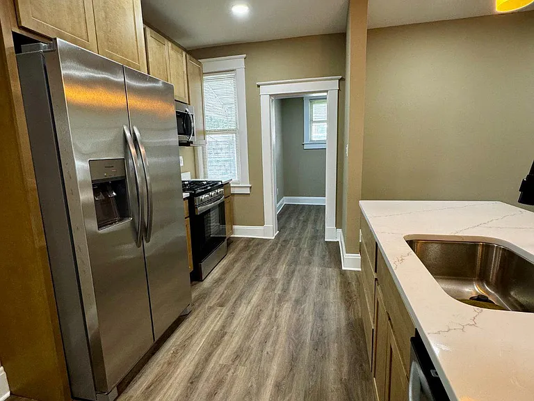 2613 Chesterfield Ave — Photo 8