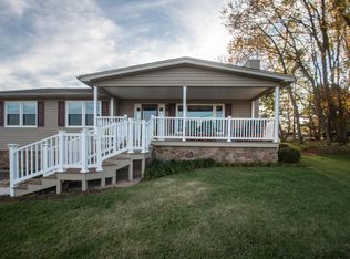 1768 W Ruritan Rd, Roanoke, VA 24012
