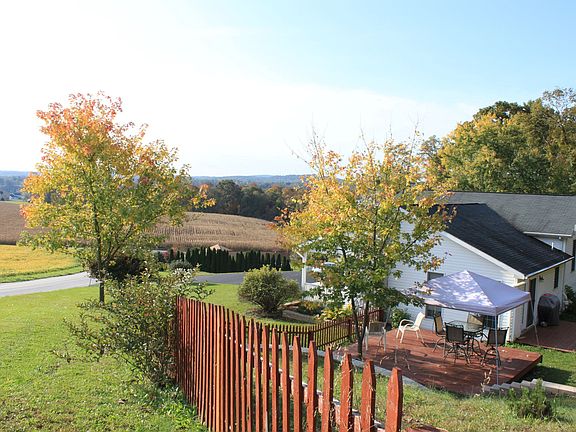 View towards Valley Rd