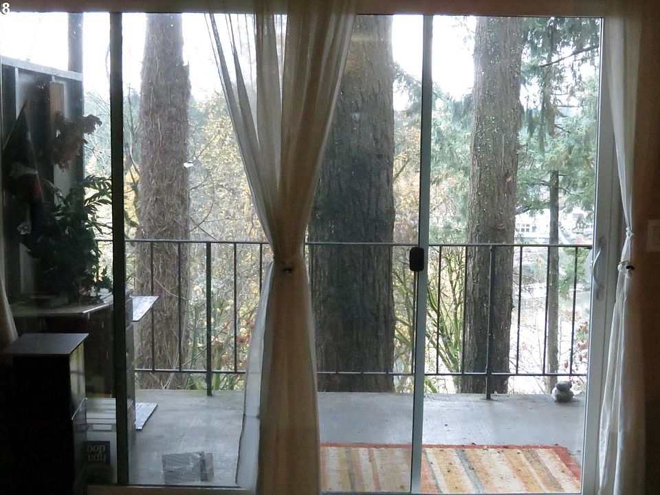 2nd image of 200 Burnham Rd 103 #103
