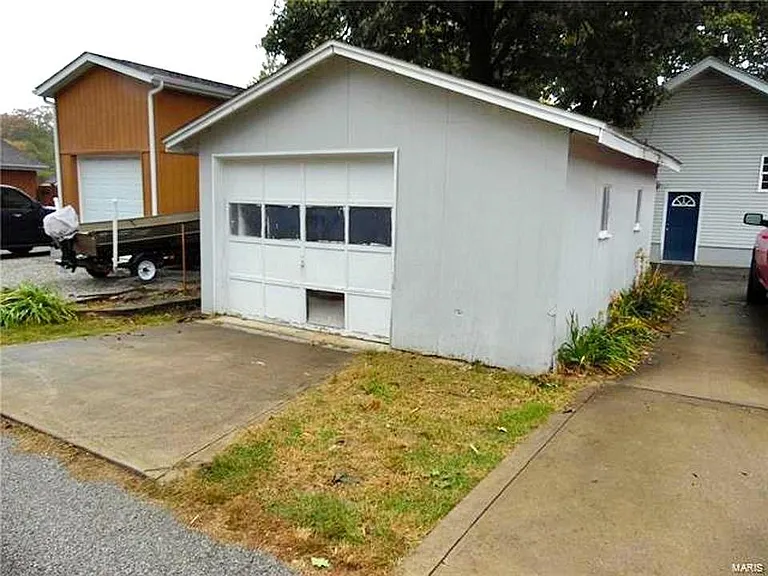 1110 Randle St — Photo 12