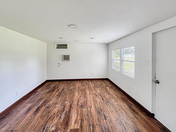 2nd image of 9861 Orange River Blvd #2