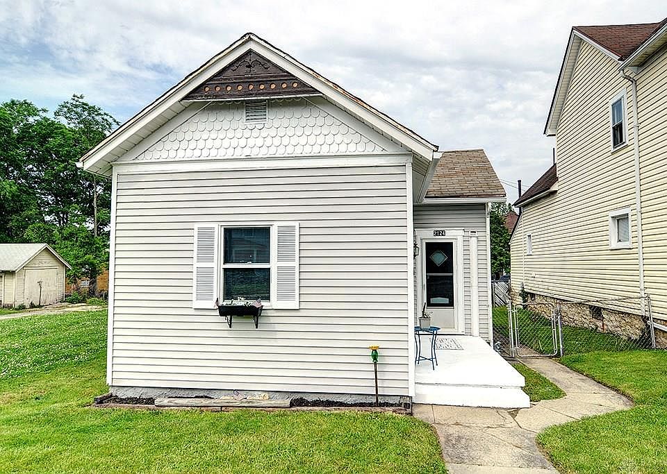 1st image of 2124 Wayne Ave