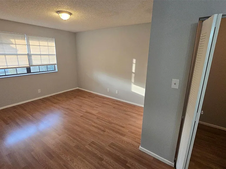 11205 W Atlantic Blvd #305 — Photo 14