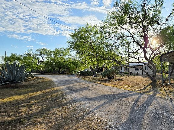 4th image of 4029 County Road 117