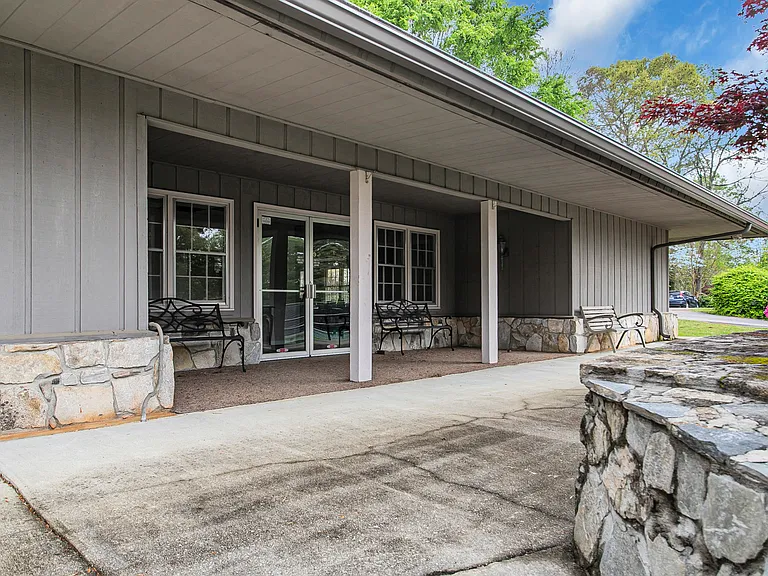 110 Pine Ridge Dr — Photo 28
