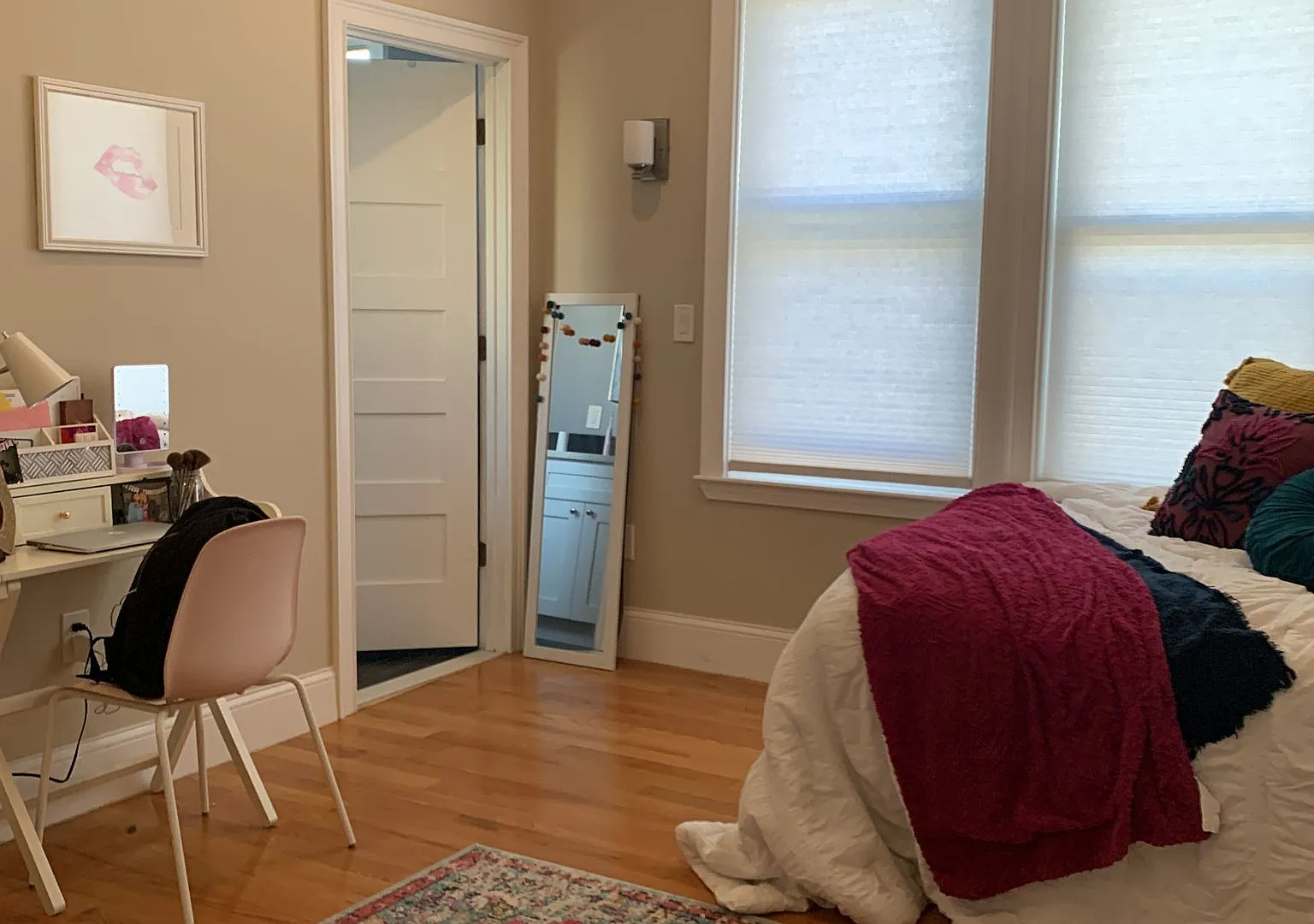 Brighton 7 Bed / 7 Bath Massive Unit Central A/C No Fee 8/15 — Photo 2