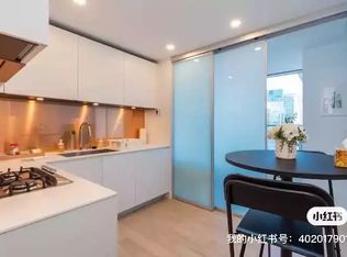 1480 Howe St #1A, Vancouver, BC V6Z0G5