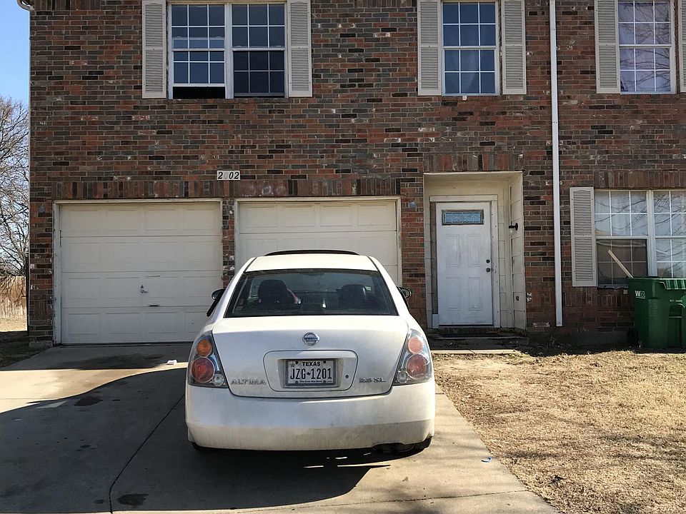 1st image of 2002 Purdue Dr