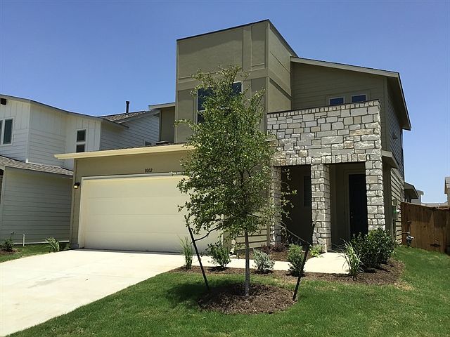 1st image of 8002 Cottage Rose Dr