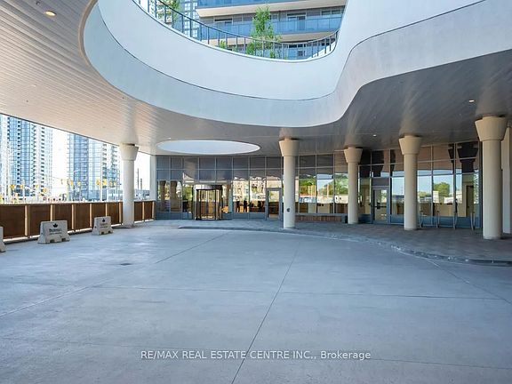 2nd image of 5105 Hurontario St #2907