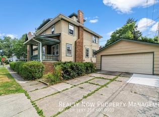2037 Cottage Grove Dr, Cleveland, OH