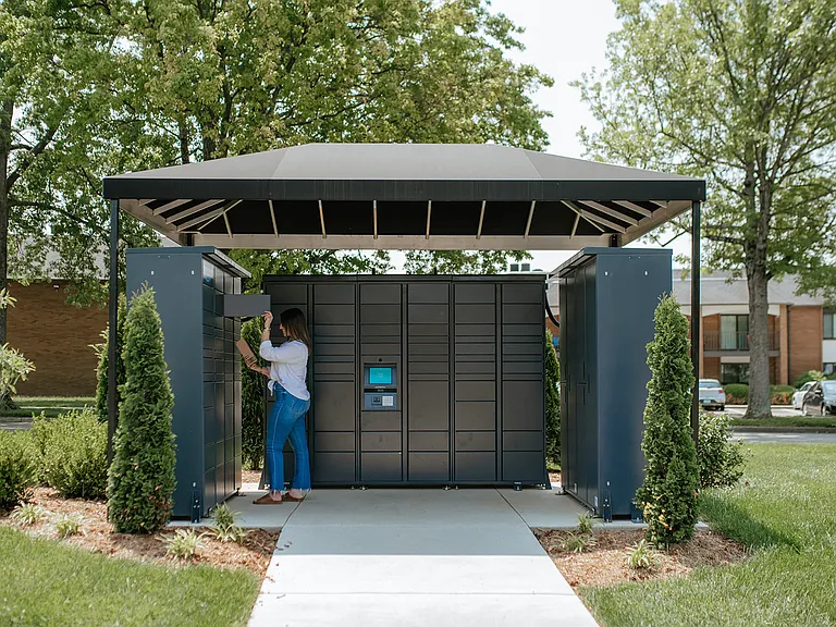 Convenient 24-hour Amazon package hub