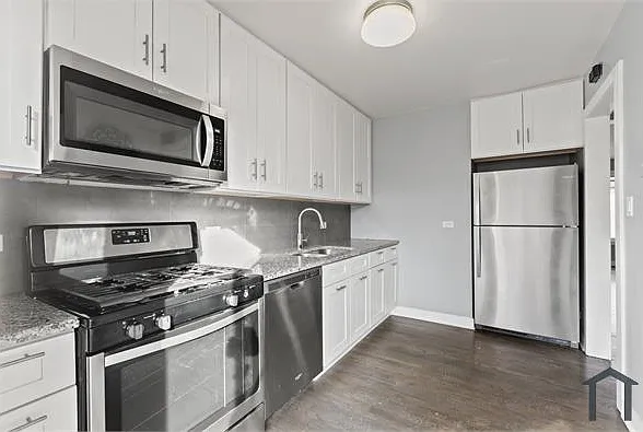 722 Walnut St #1W — Photo 8